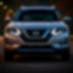 Front view of the 2019 Nissan Rogue FWD showcasing its dynamic design